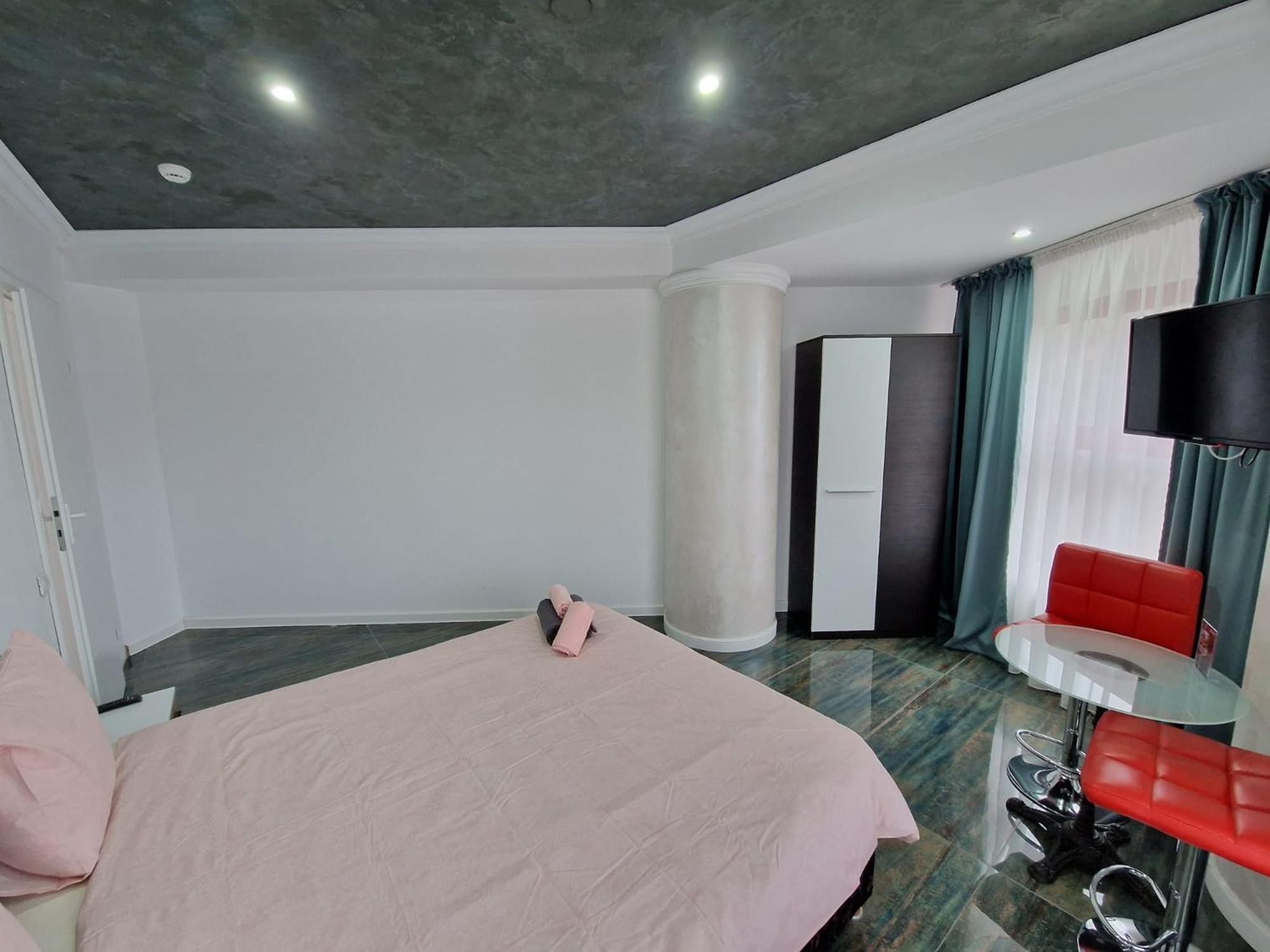 Kpm Downtown Apartments Bucarest Esterno foto